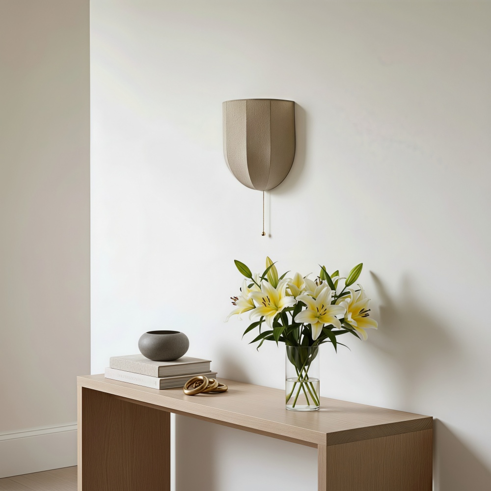 Klantfoto van Fablune wandlamp boven een kast