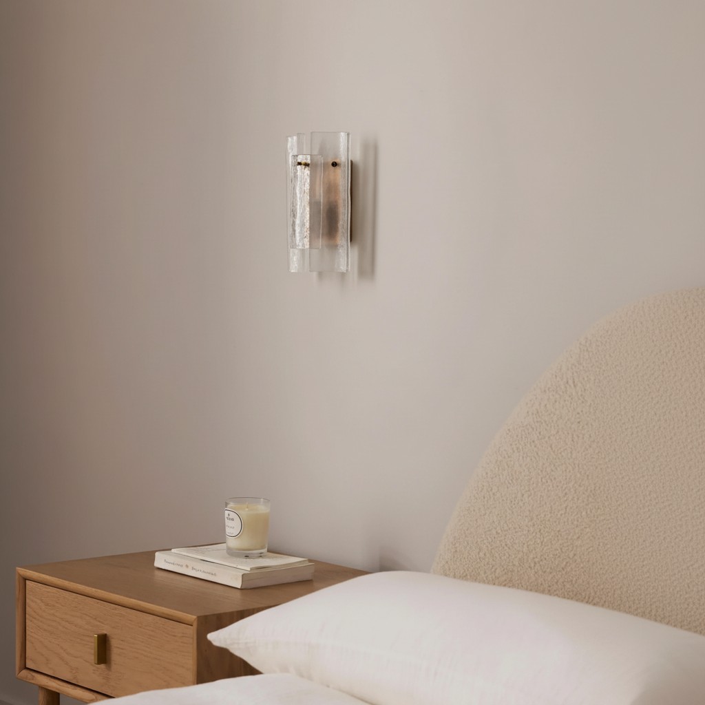 Klantfoto van de Velora wandlamp in een slaapkamer