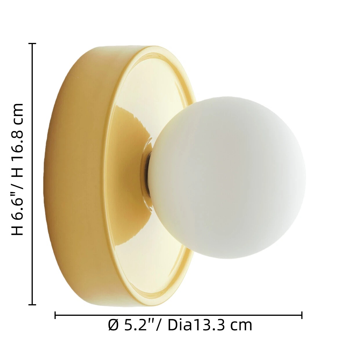 Maatdiagram van de Solna wandlamp: H 6.6 inch / H 16.8 cm en diameter 5.2 inch / Dia 13.3 cm