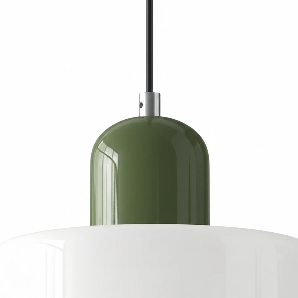 Detail van de Morandi hanglamp met groene kap