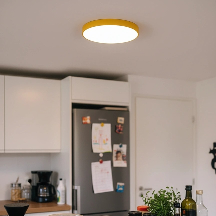 Fotorecensie van gele LED-plafondlamp