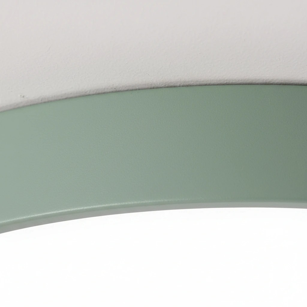 Groene rand van de plafondlamp