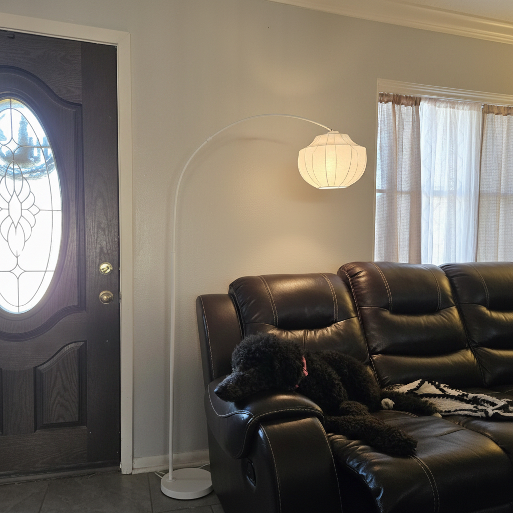 Klantfoto van de Lumifil booglamp in een woonkamer