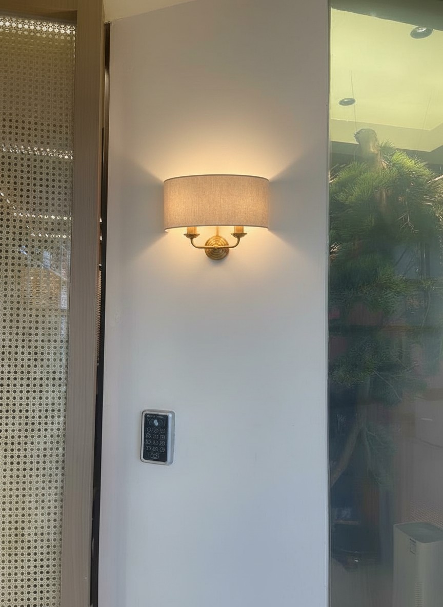 Klantfoto van Tela wandlamp bij entree