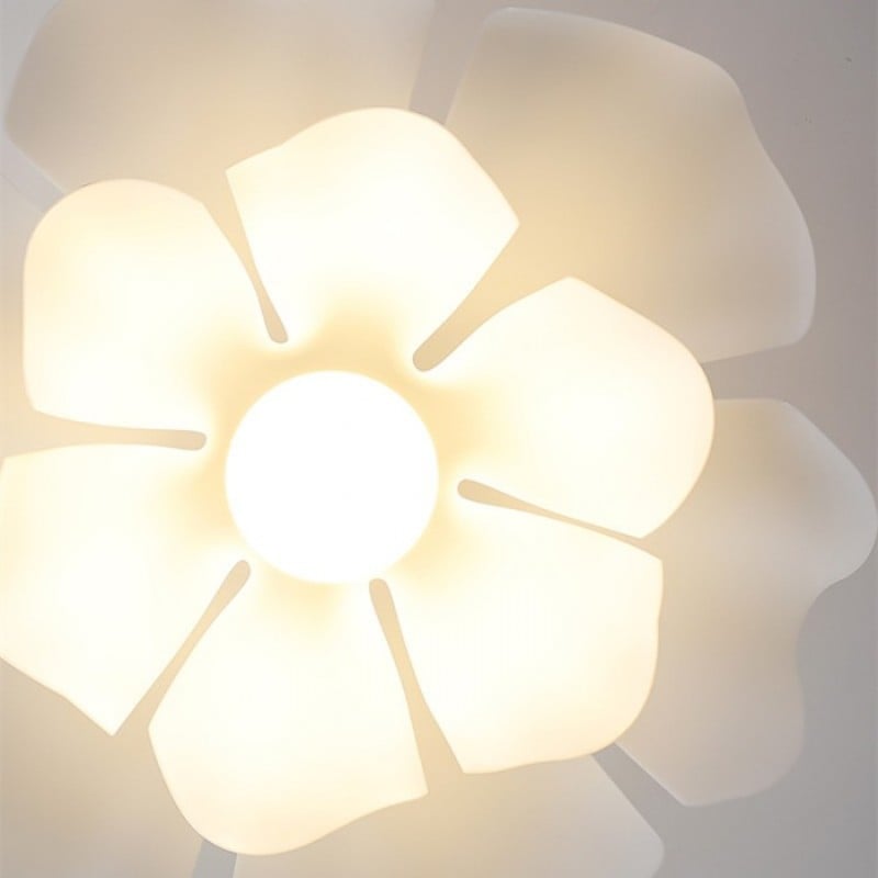 Straalt warm licht uit
