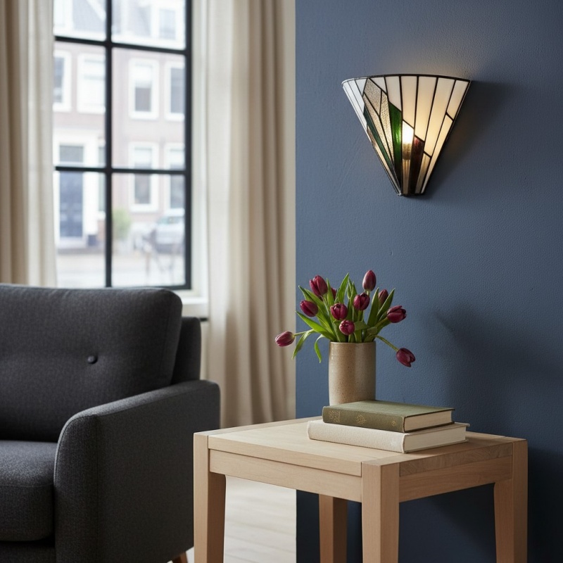 Astolyn wandlamp in een zitruimte