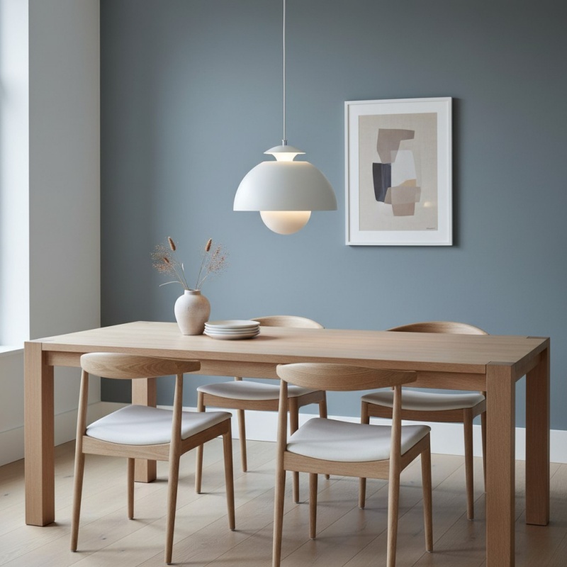 Witte Orin hanglamp in een eetruimte