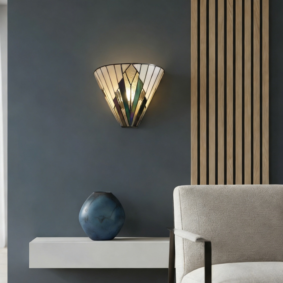 Astolyn wandlamp in een modern interieur