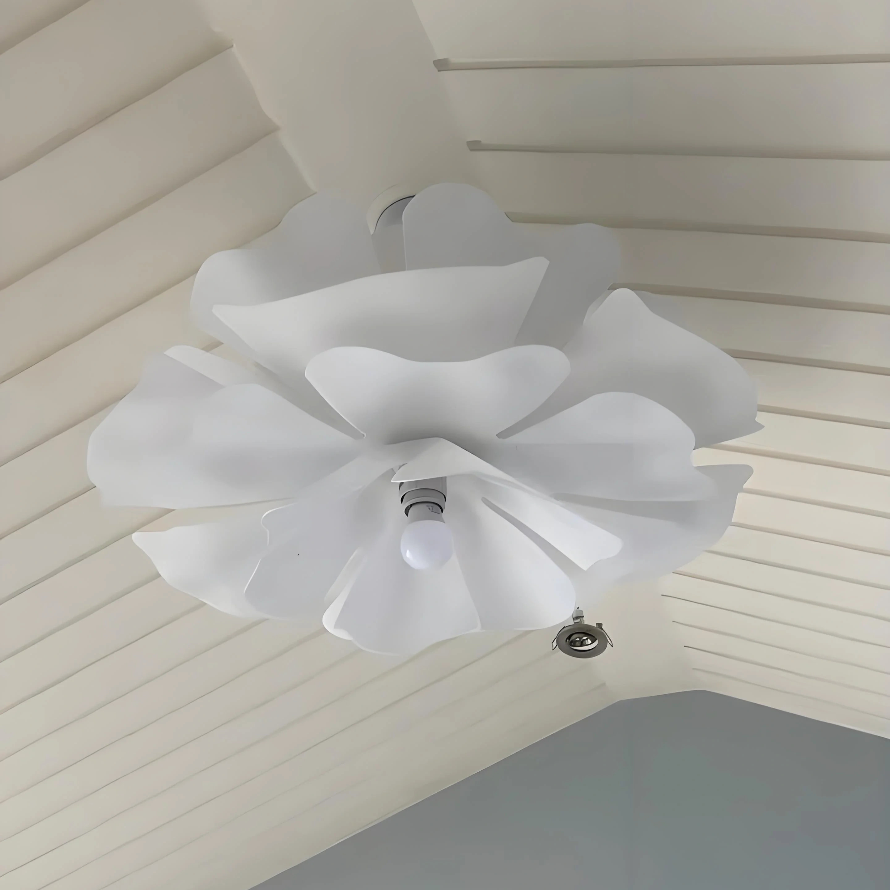 Fotorecensie lotus hanglamp plafond