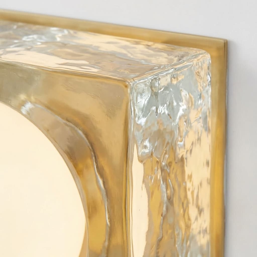 Detail van Vellaro wandlamp