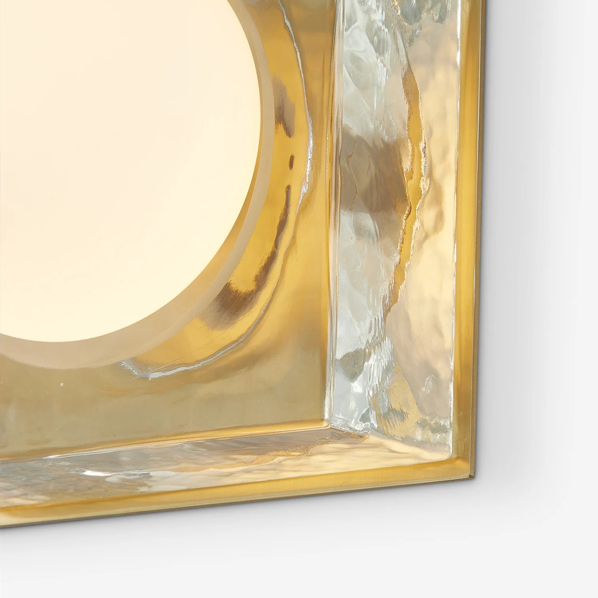 Detail van Vellaro wandlamp