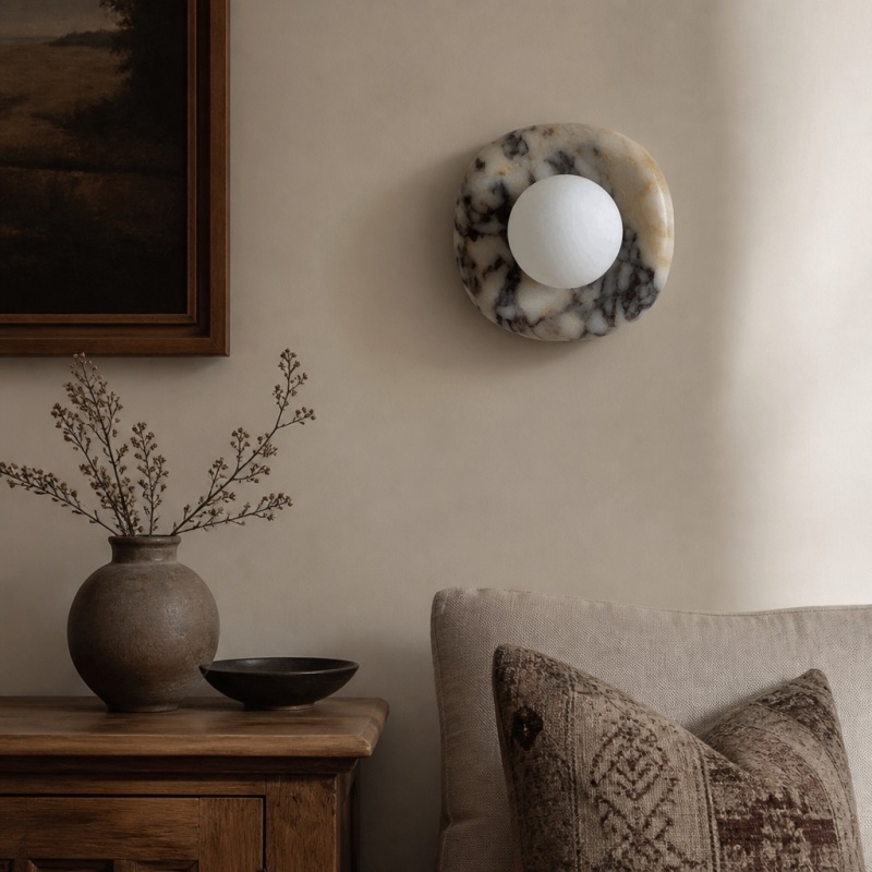 Oria wandlamp in woonkamer