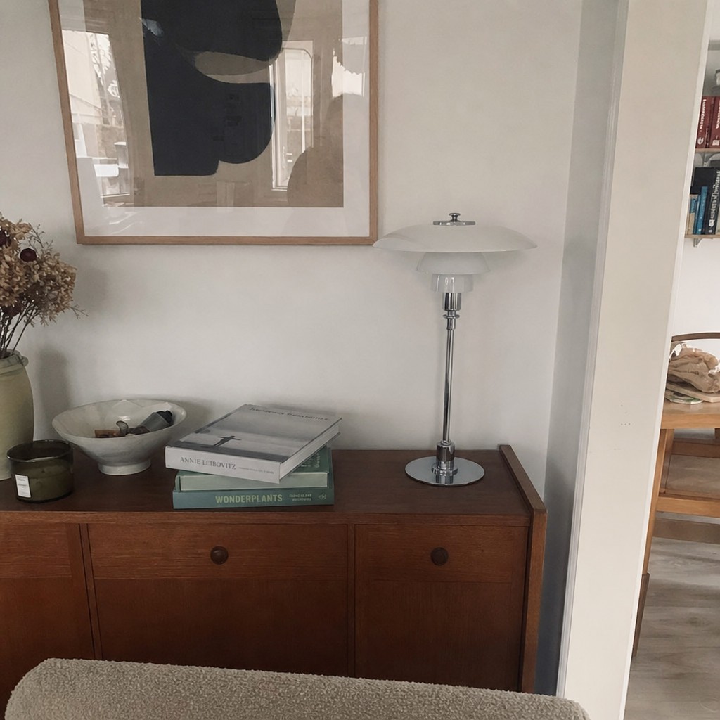 Klantfoto von Layora, Lampe auf der Garderobe